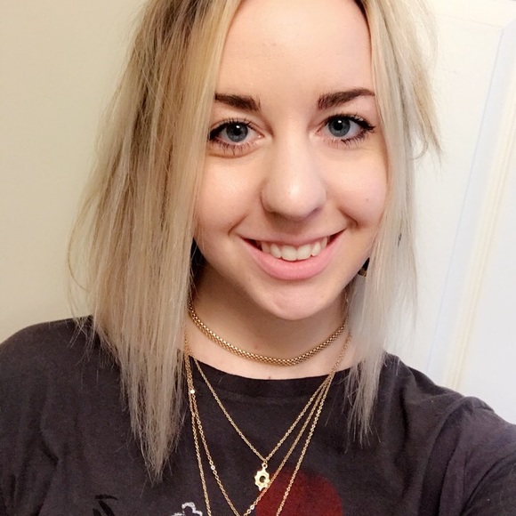 Meet your Posher, Hazel - Picture 1 of 1